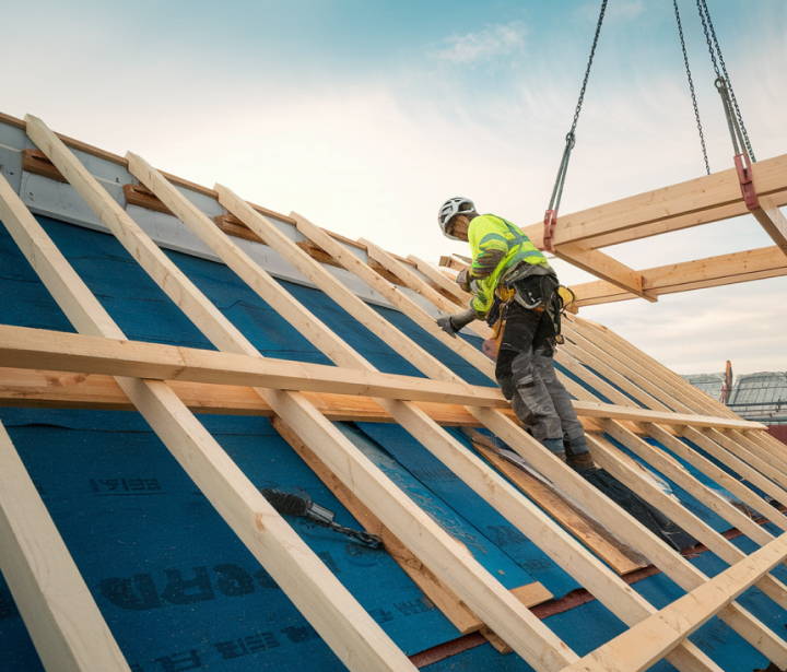 Travaux sur charpente ancienne à Talence restauration solide et durable
